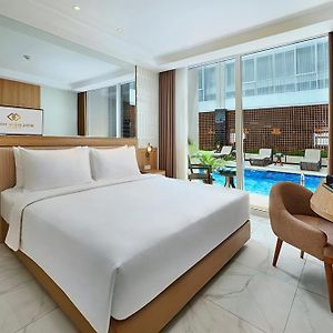 Premier King Room